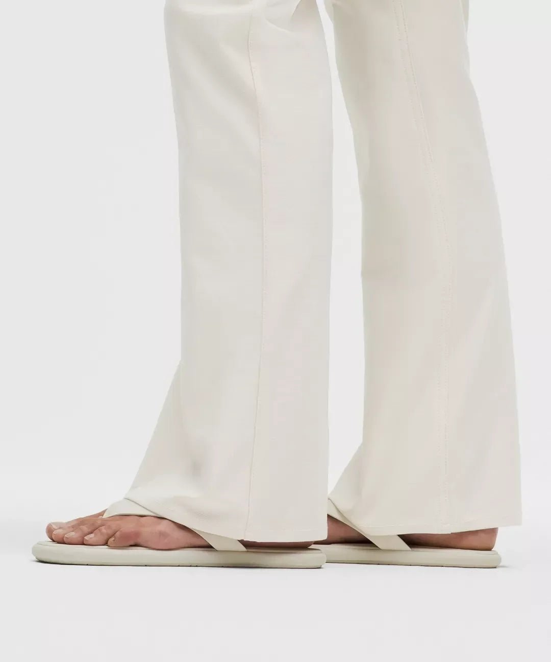 lululemon EasyFive High-Rise Subtle-Flare Pant Regular