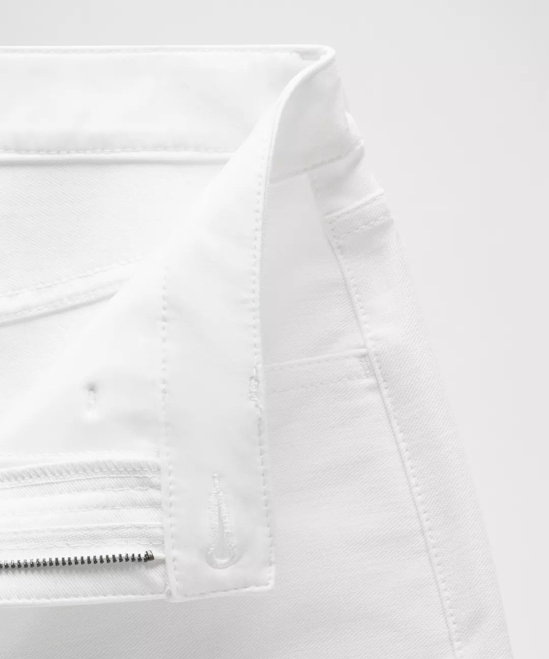 lululemon EasyFive Mid-Rise Relaxed-Straight Pant Regular