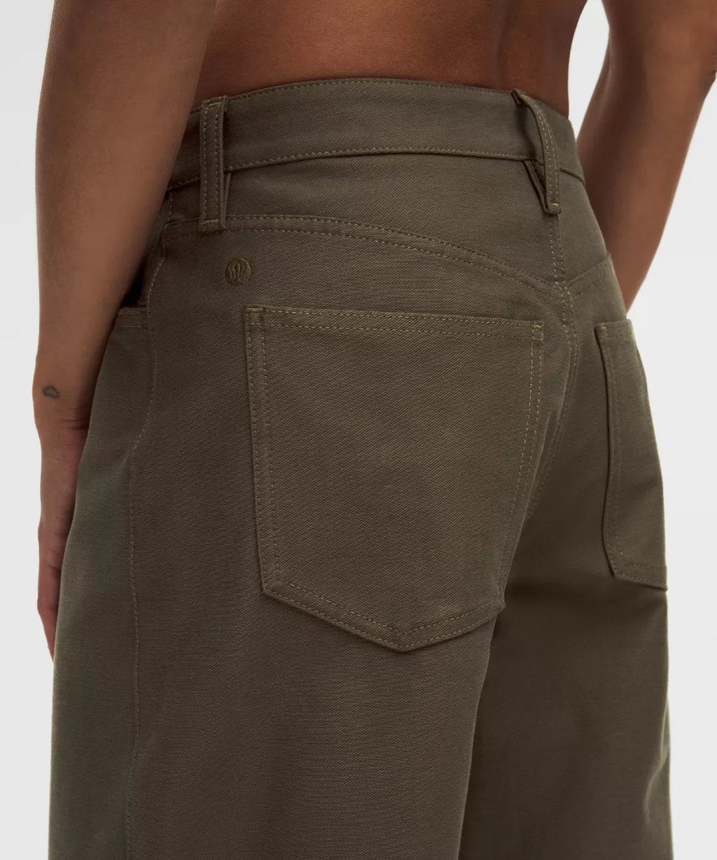 lululemon EasyFive Low-Rise Classic Wide-Leg Pant Short