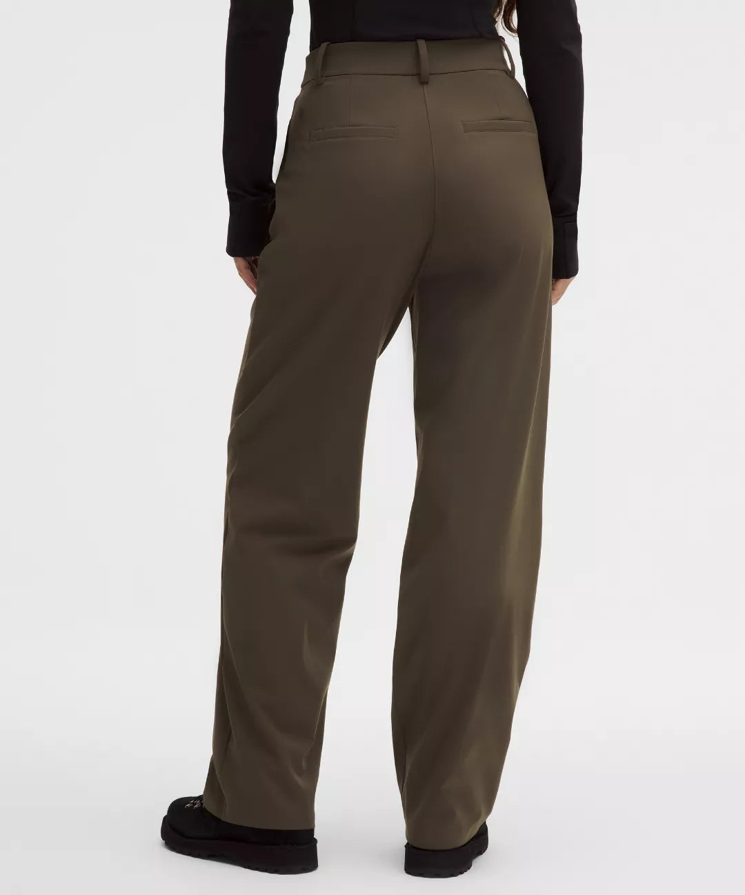 Daydrift High-Rise Straight-Leg Trouser Short
