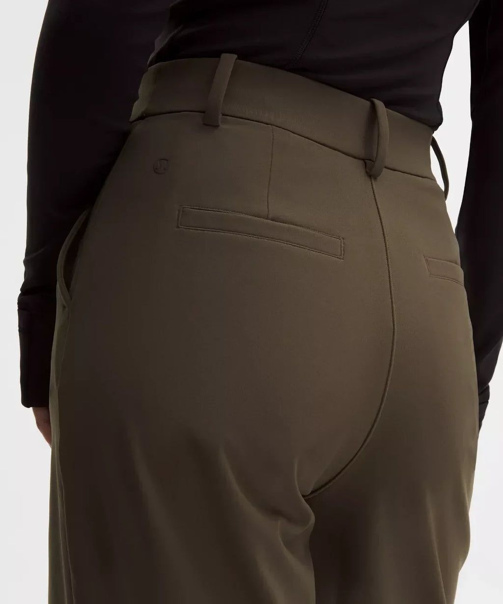 Daydrift High-Rise Straight-Leg Trouser Short