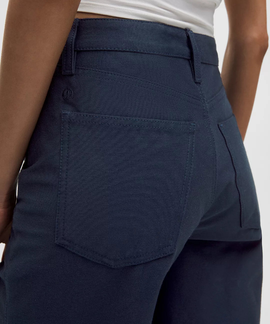 EasyFive High-Rise Subtle-Flare Pant Tall