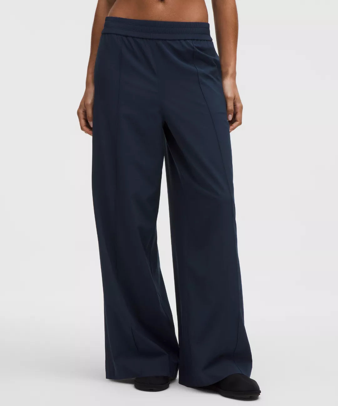 lululemon Breezily Mid-Rise Pant Short