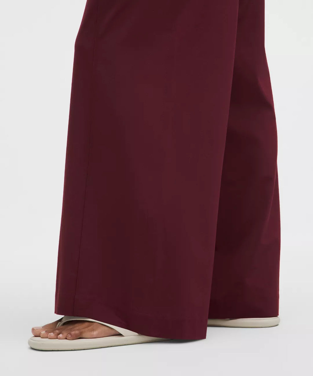 lululemon Breezily Mid-Rise Pant Short