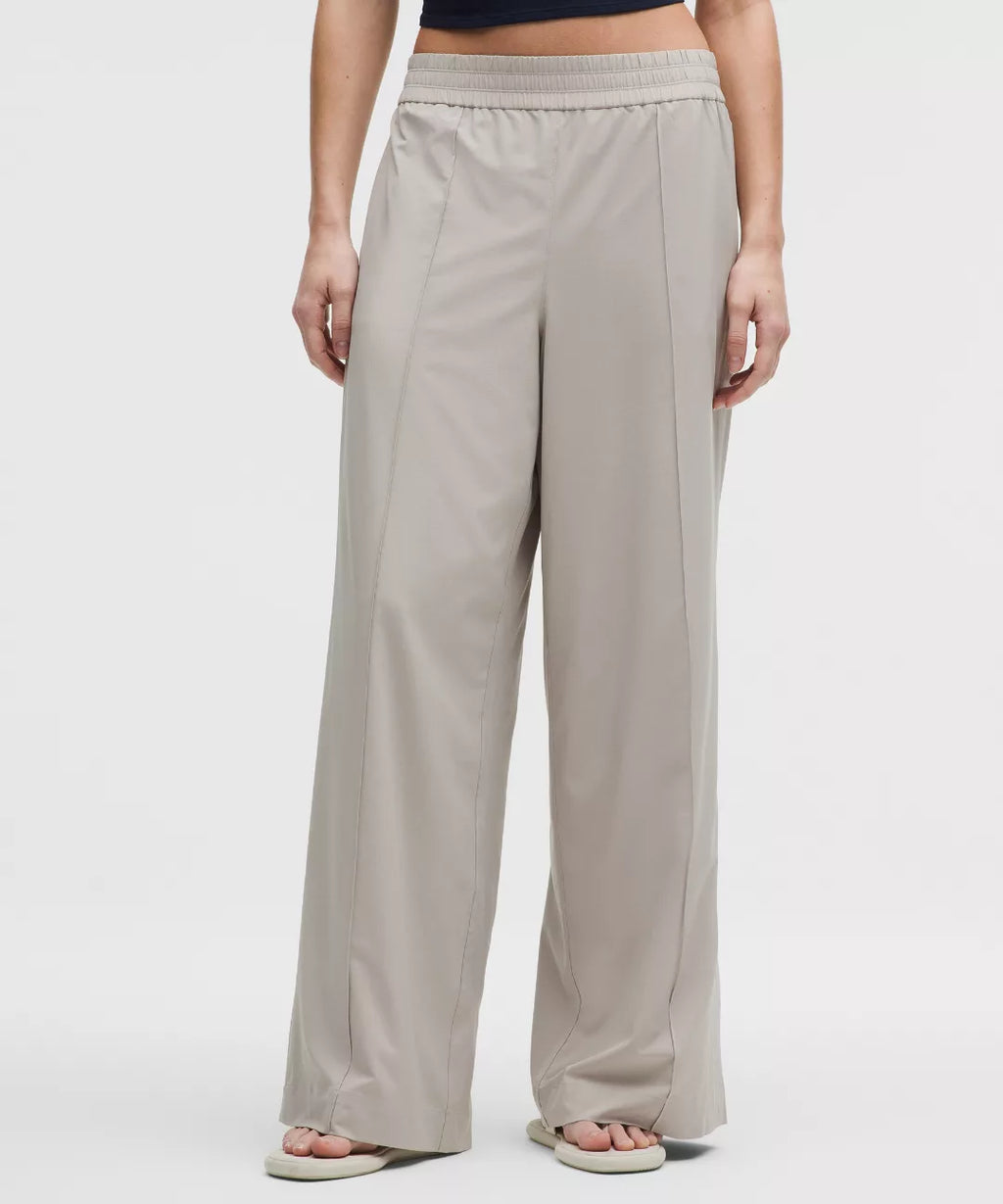 lululemon Breezily Mid-Rise Pant Regular