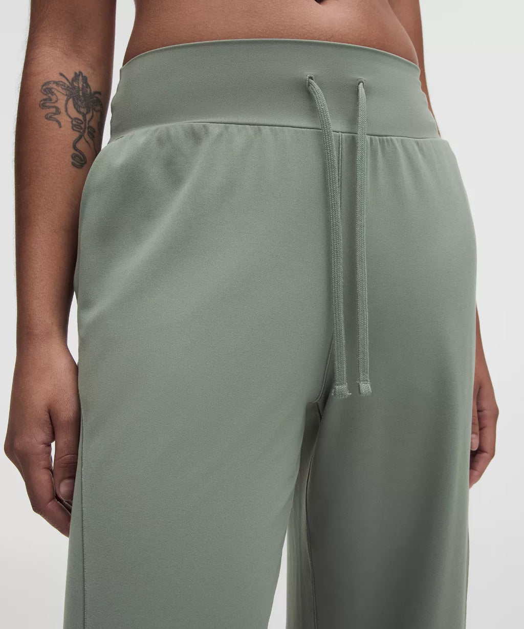 lululemon Groove Low-Rise Relaxed Cinch Pant Regular