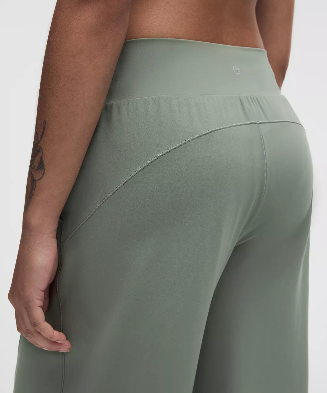 lululemon Groove Low-Rise Relaxed Cinch Pant Regular