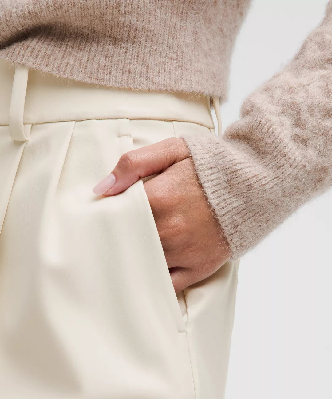lululemon Daydrift Pleated High-Rise Short