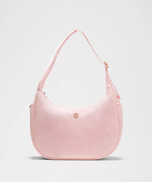 City Essentials Shoulder Bag 4L